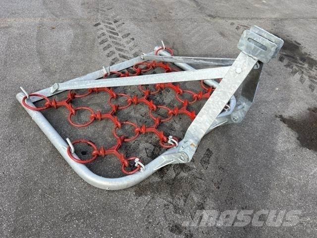 Peecon WS 135 TG Пътни драги