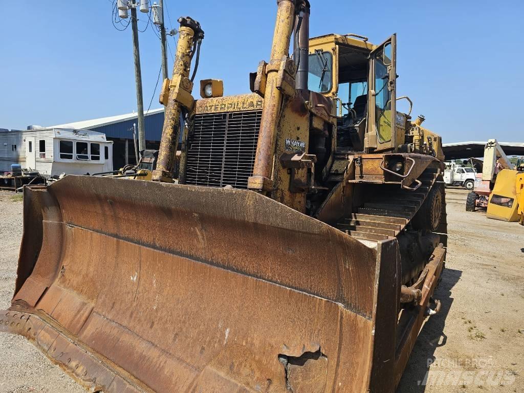 CAT D 8 L Верижни булдозери
