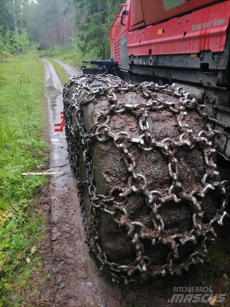 Komatsu 845 Форуардери