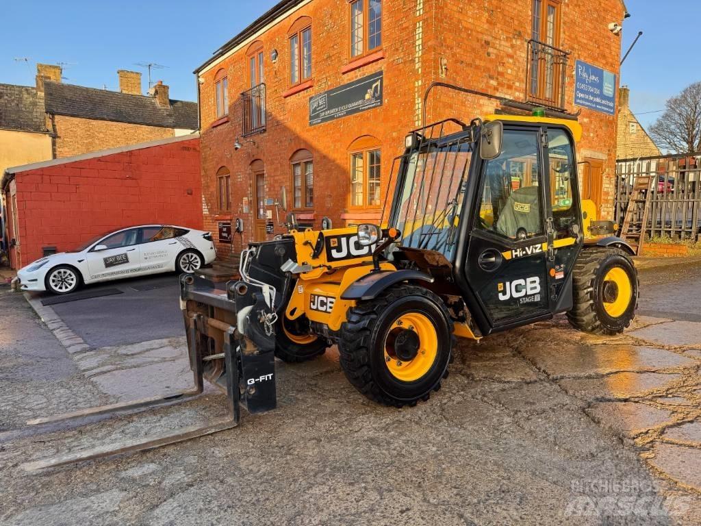 JCB 525-60 Телескопични товарачи