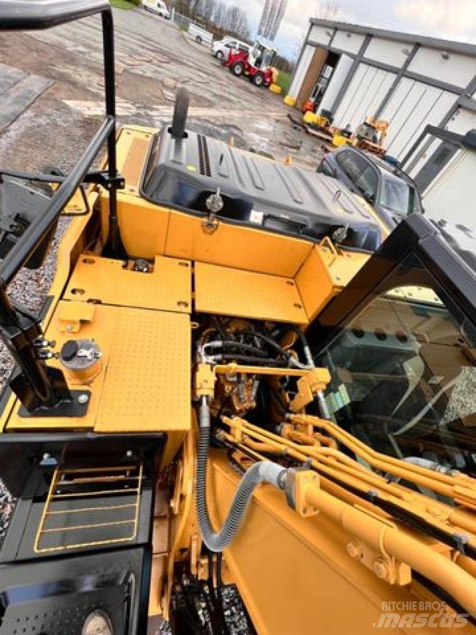 CAT 318EL + HS21 Верижен екскаватор