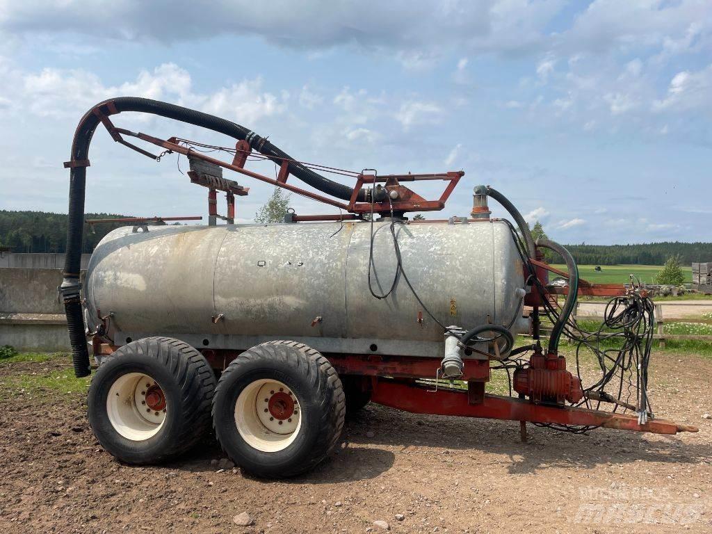 Vaia MB 100 Цистерни за цимент