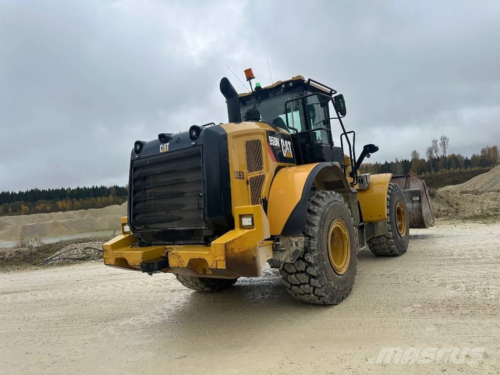CAT 950 M Колесни товарачи