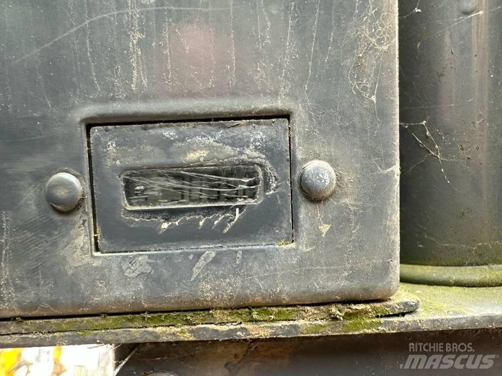 Terex TA9 Странични самосвали