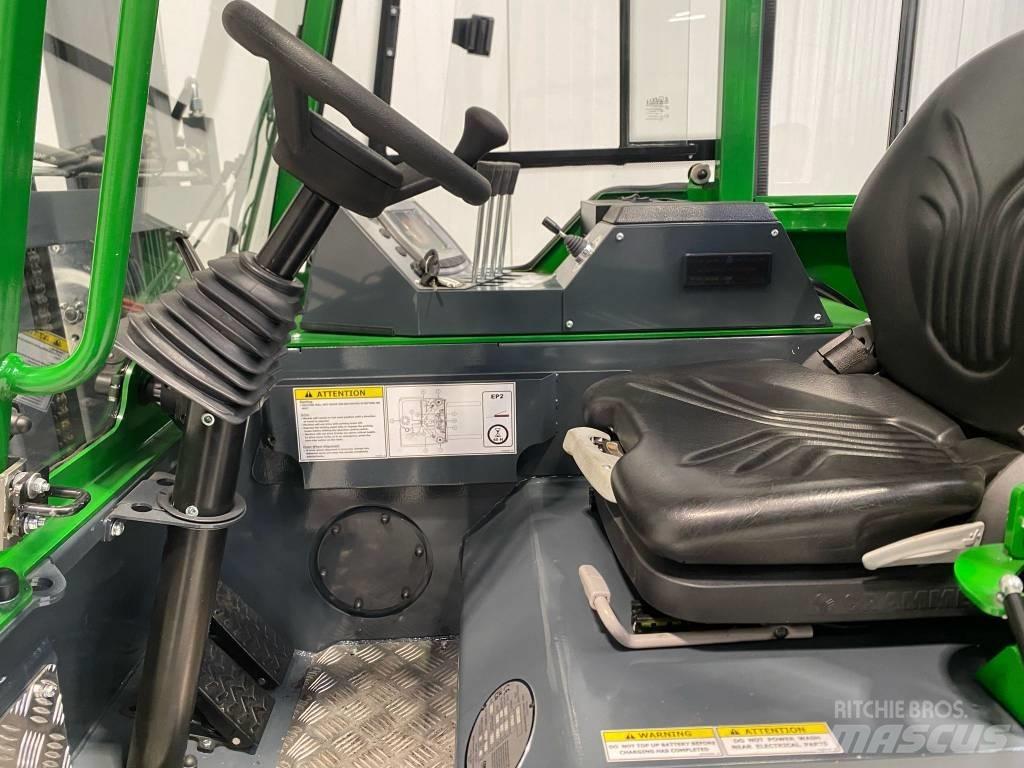 Combilift CBE2500 Повдигач с движение в 4 посоки