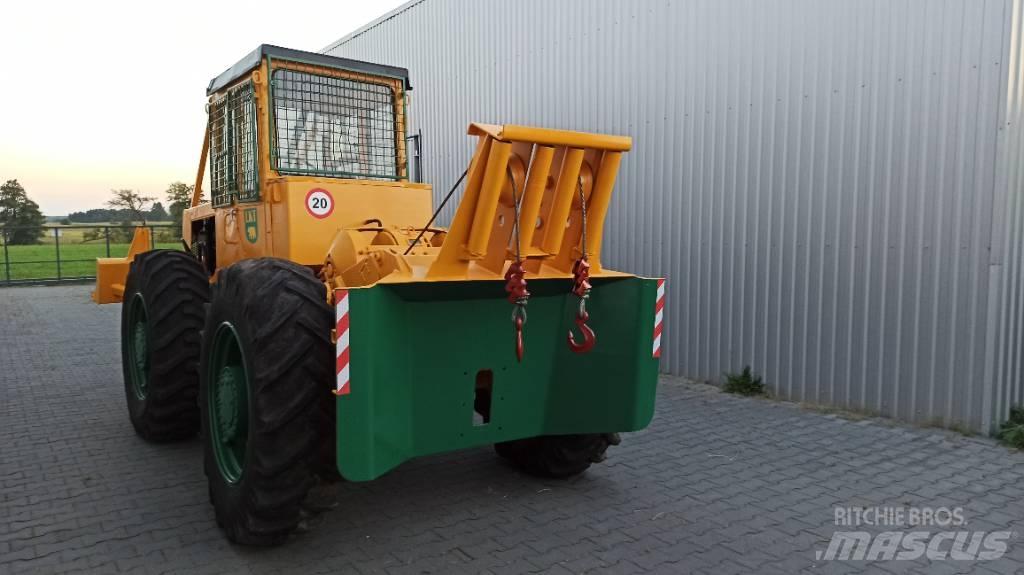 LKT 81 TURBO Скидери
