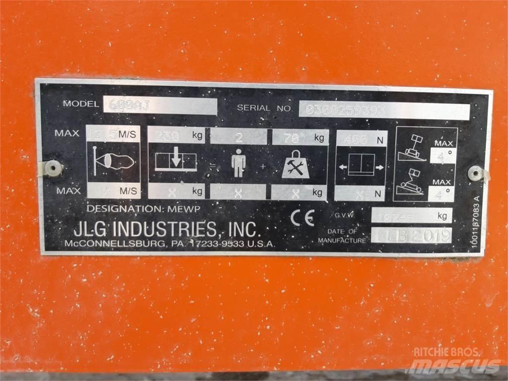 JLG 600AJ Съчленени стрелови подемници