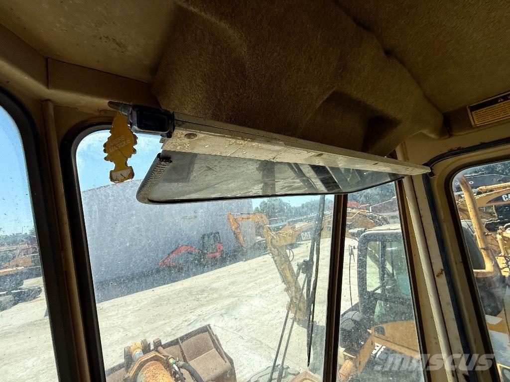 CAT 950 F Колесни товарачи