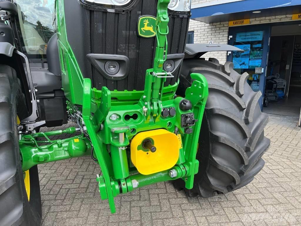 John Deere 6R195 Трактори