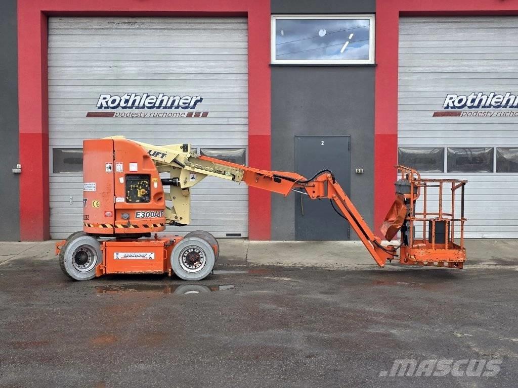 JLG 300 AJP Съчленени стрелови подемници
