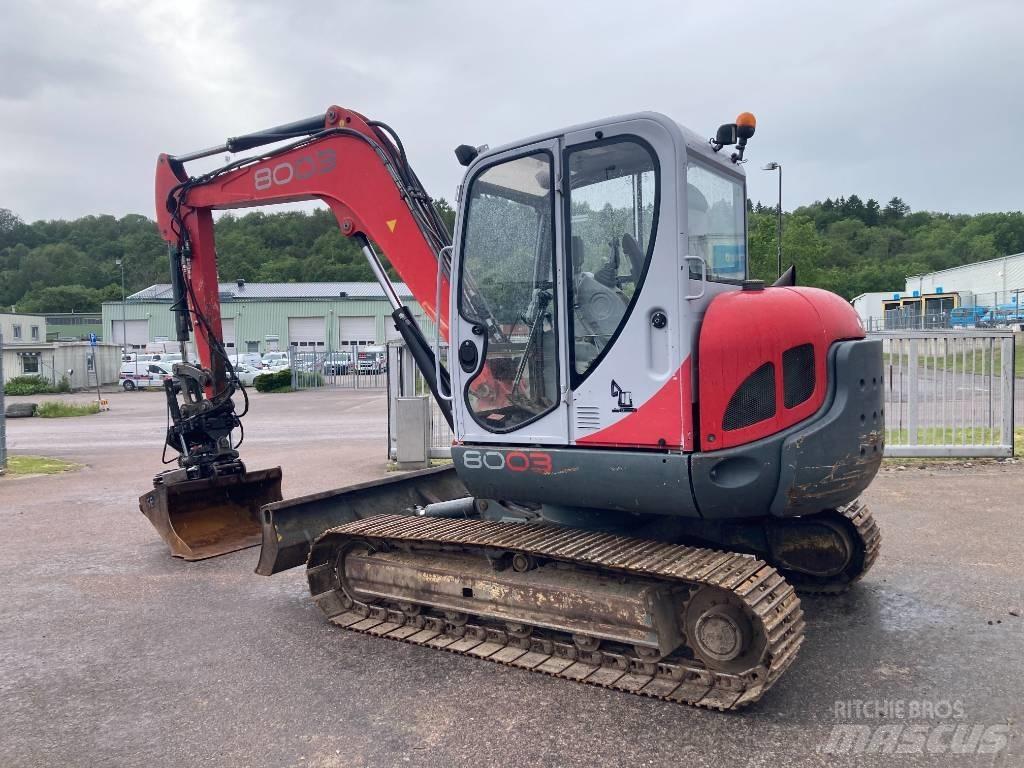 Neuson 8003 Средни екскаватори 7т - 12т
