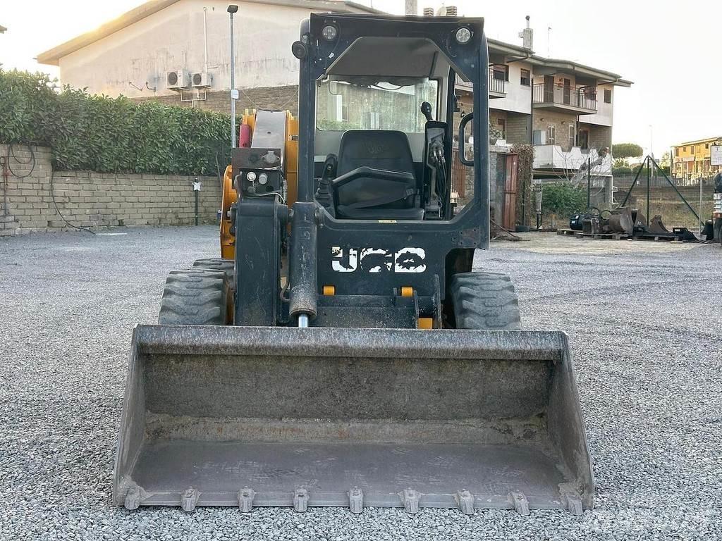JCB 225 Мини товарачи