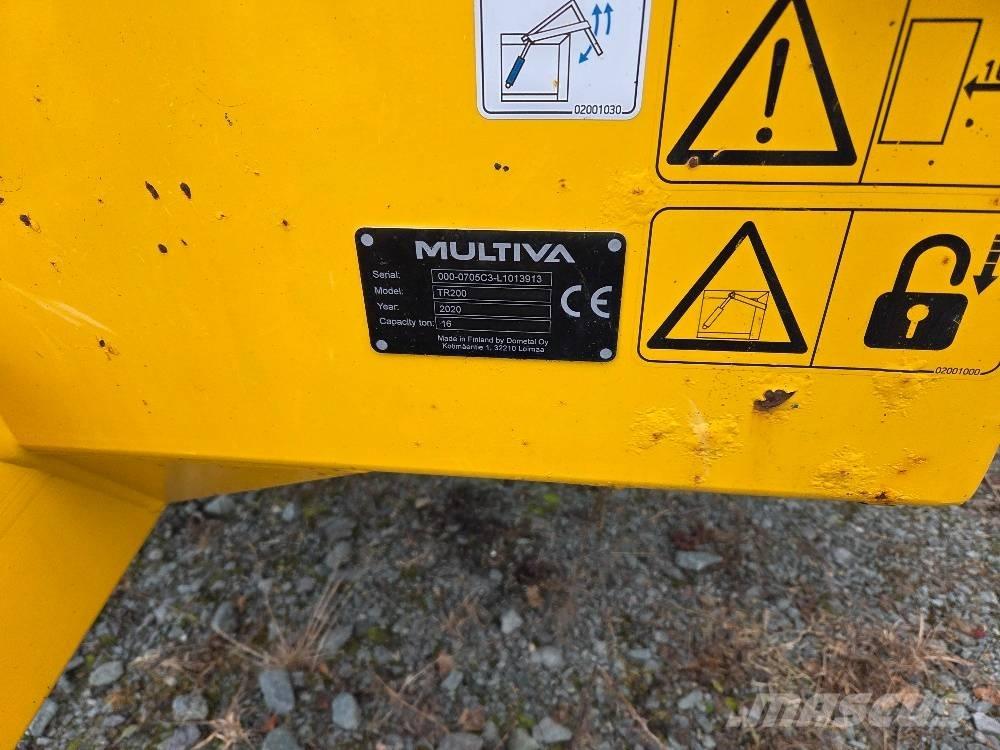 Multiva TR200 Ремаркета за зърно / силаж
