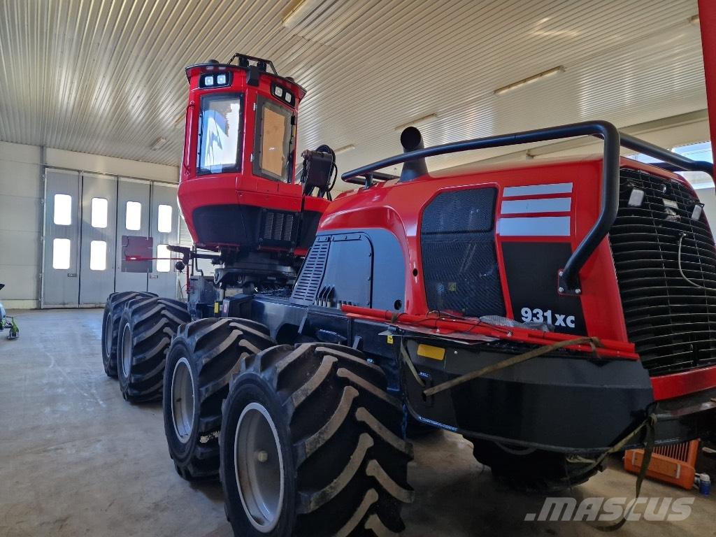 Komatsu 931 XC Харвестери