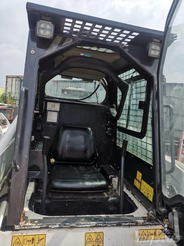 Bobcat S 16 Мини товарачи
