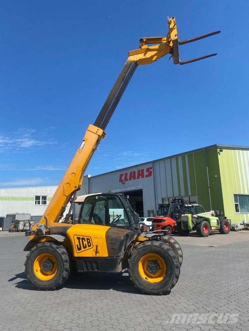 JCB 541-70 Телескопични товарачи