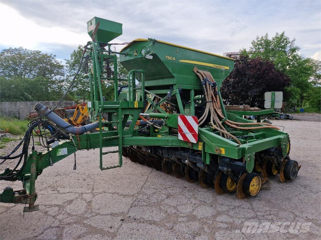 John Deere 750 A Комбинирани редосеялки