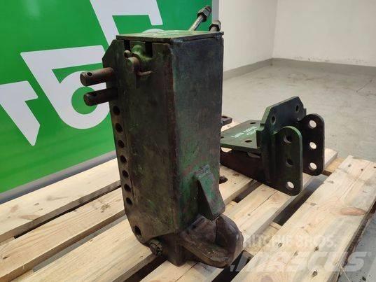John Deere 3220 hook Кабина