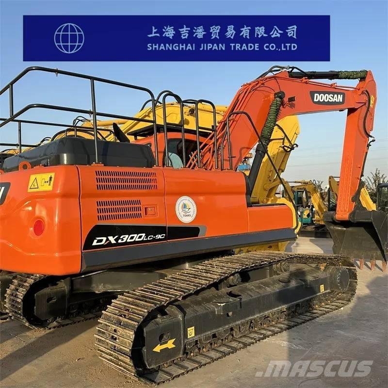 Doosan DX 300 Верижен екскаватор
