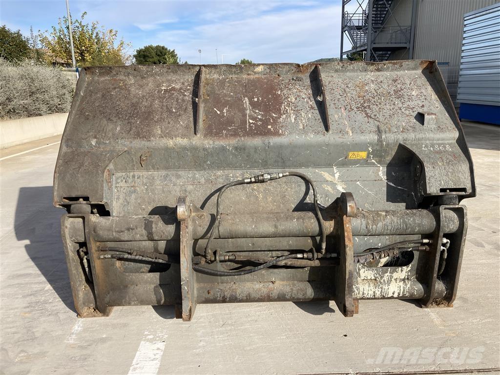 Liebherr L 538 Колесни товарачи