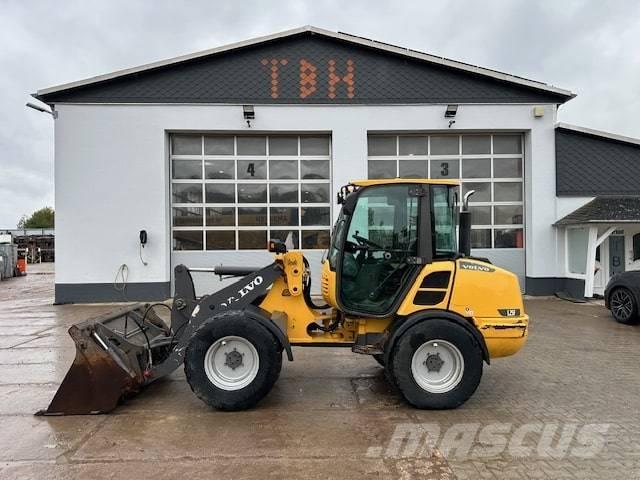 Volvo L 25 F Колесни товарачи