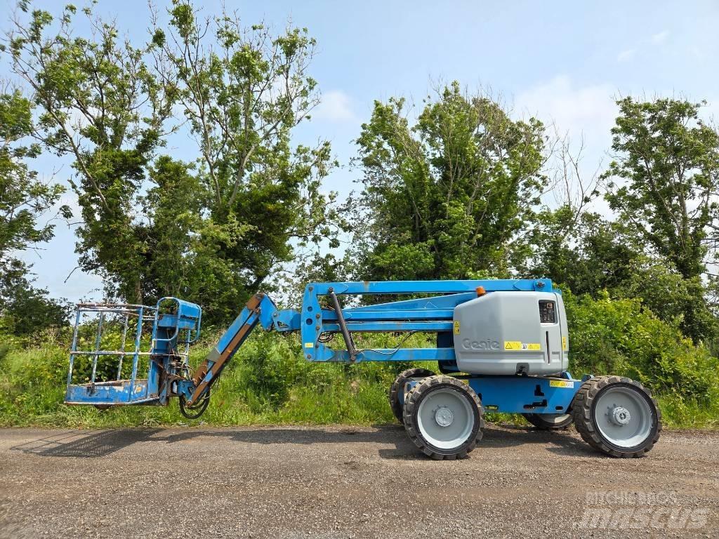 Genie Z 45/25 Съчленени стрелови подемници