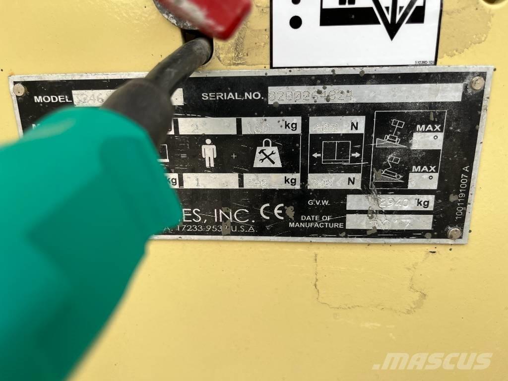 JLG 3246 ES Ножични работни платформи