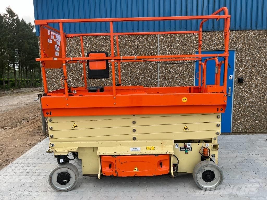 JLG 3246 ES Ножични работни платформи