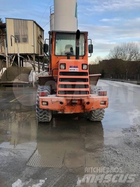 Fiat-Kobelco W110 Колесни товарачи