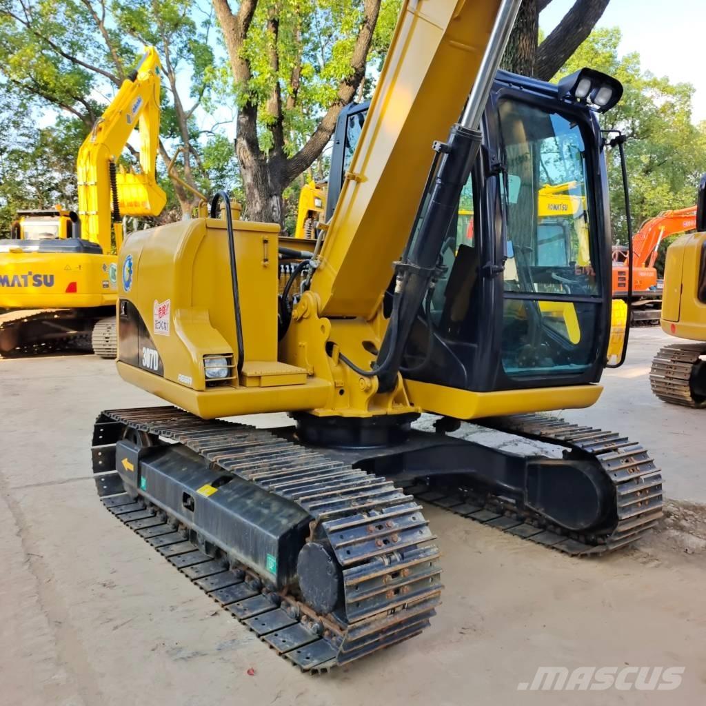 CAT 307 D Средни екскаватори 7т - 12т
