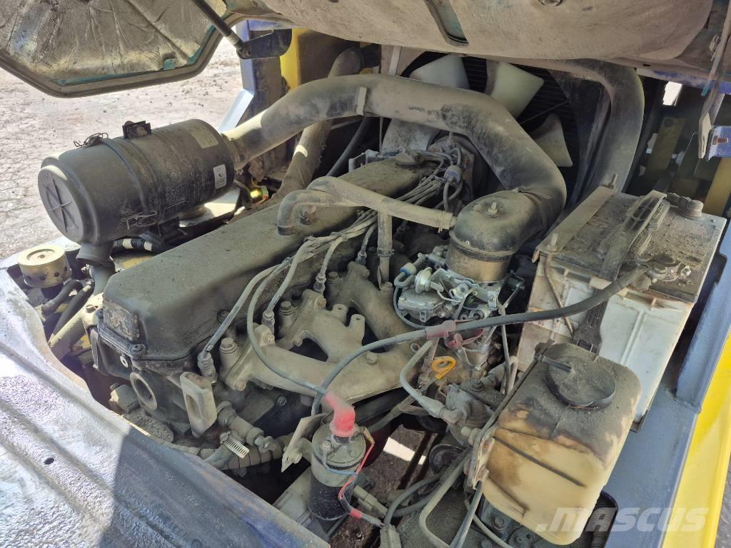 Komatsu FG 40 ZT Вилични кари-повдигачи - други