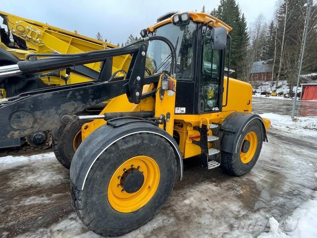 JCB 412 S Колесни товарачи