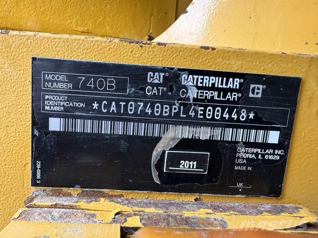 CAT 740B Дъмпери/моторни превозни средства