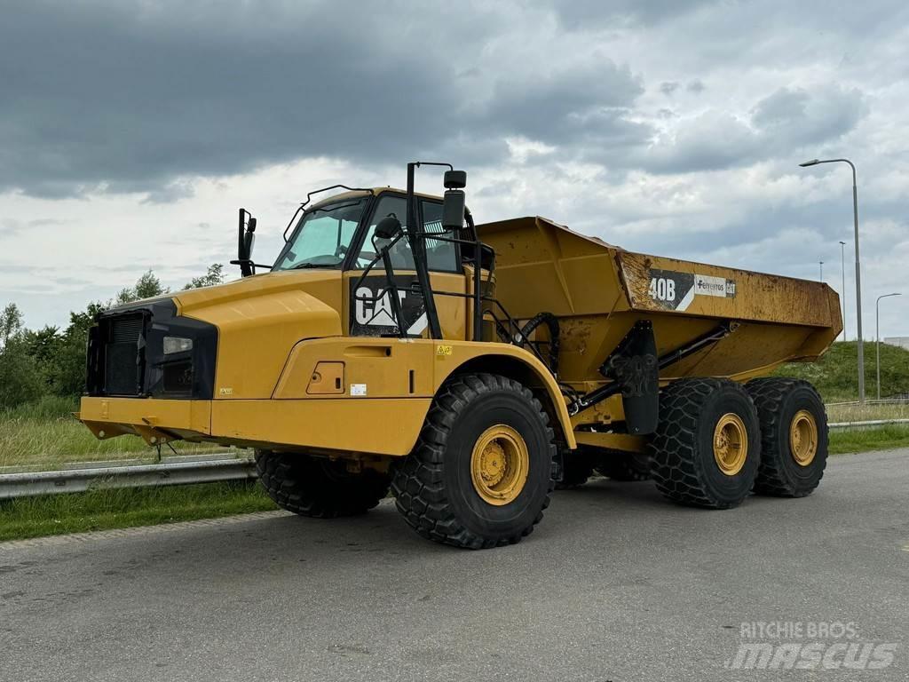 CAT 740B Дъмпери/моторни превозни средства