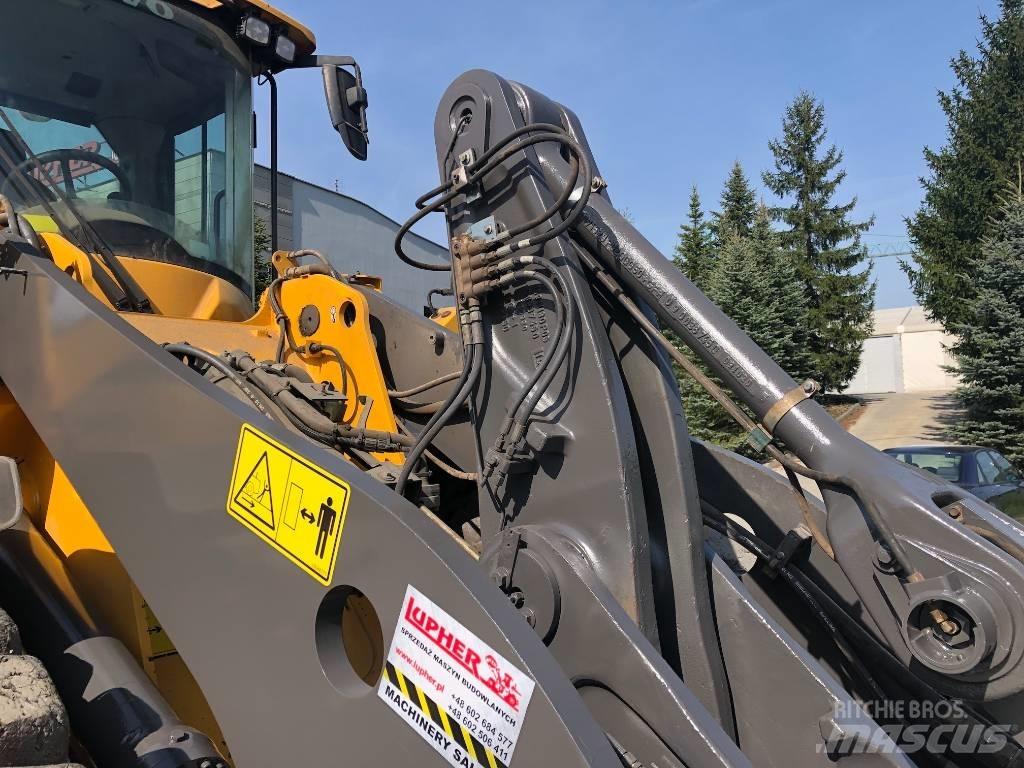 Volvo L90H Колесни товарачи