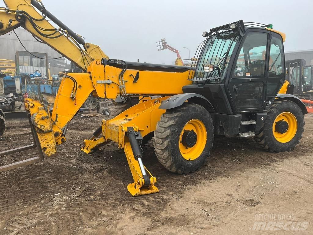 JCB 540-140 Телескопични товарачи