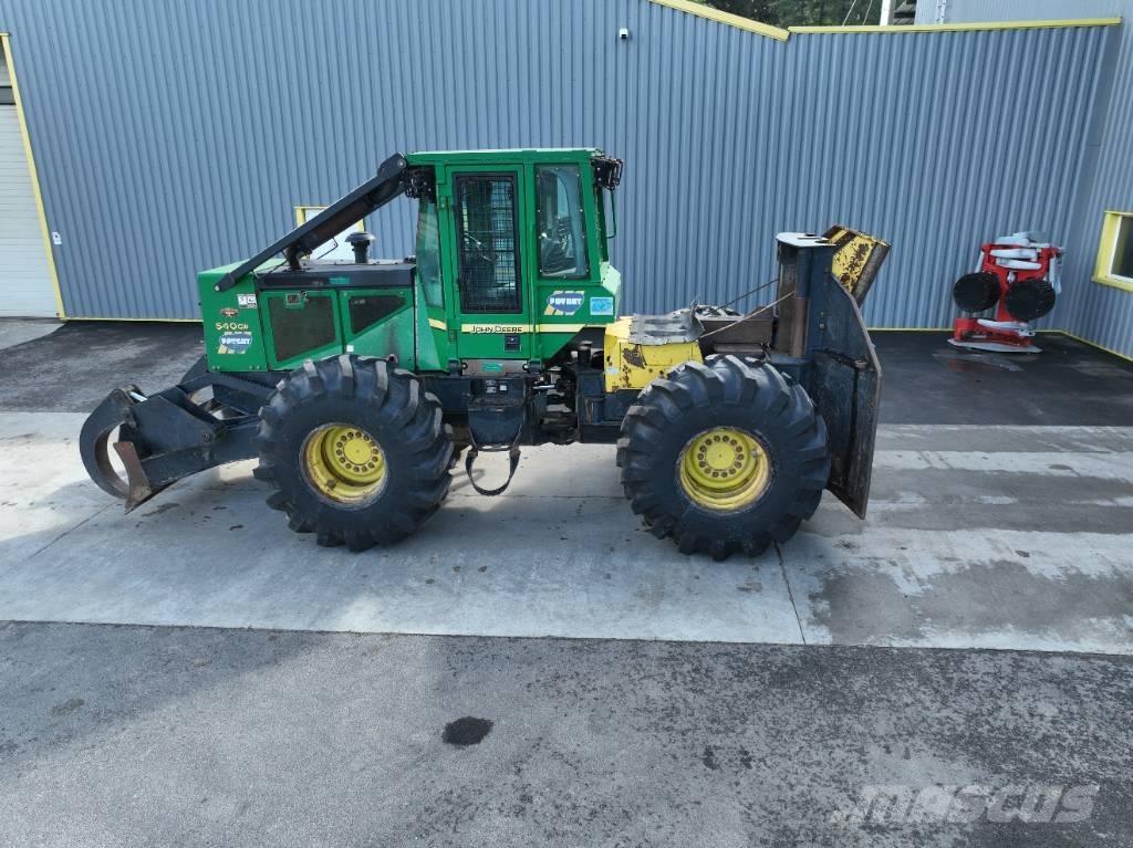 John Deere 540 G III Скидери
