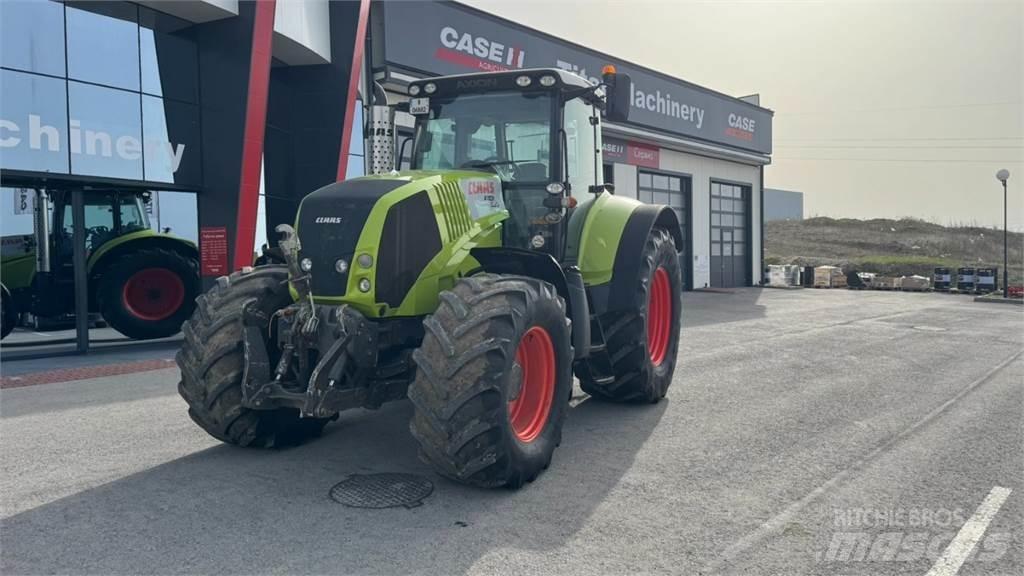 CLAAS Axion 820 Трактори