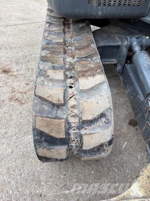 Doosan DX 85 R-3 Средни екскаватори 7т - 12т