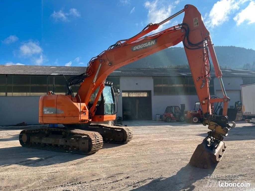 Doosan DX 235 LCR Верижен екскаватор