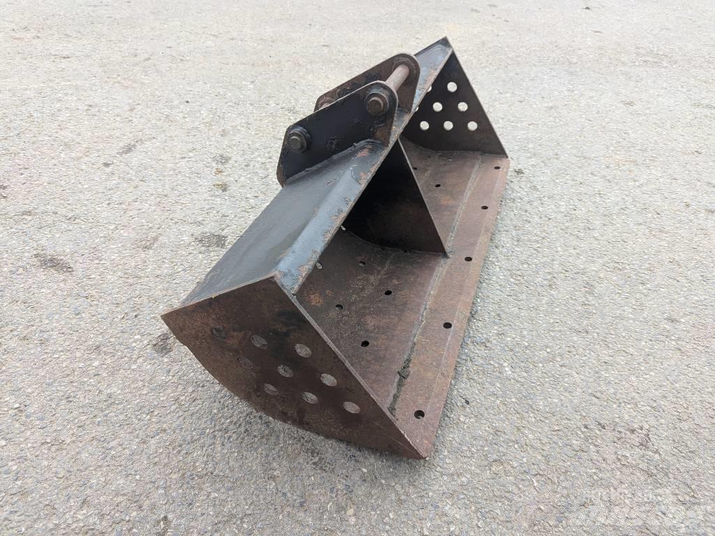 JCB GRADING BUCKET Пресяващи кофи
