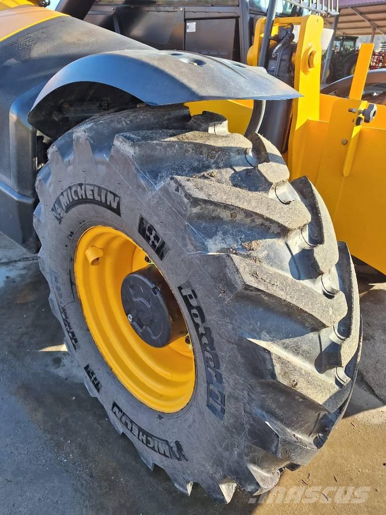 JCB 540-200 540-200 Многофункционални товарачи