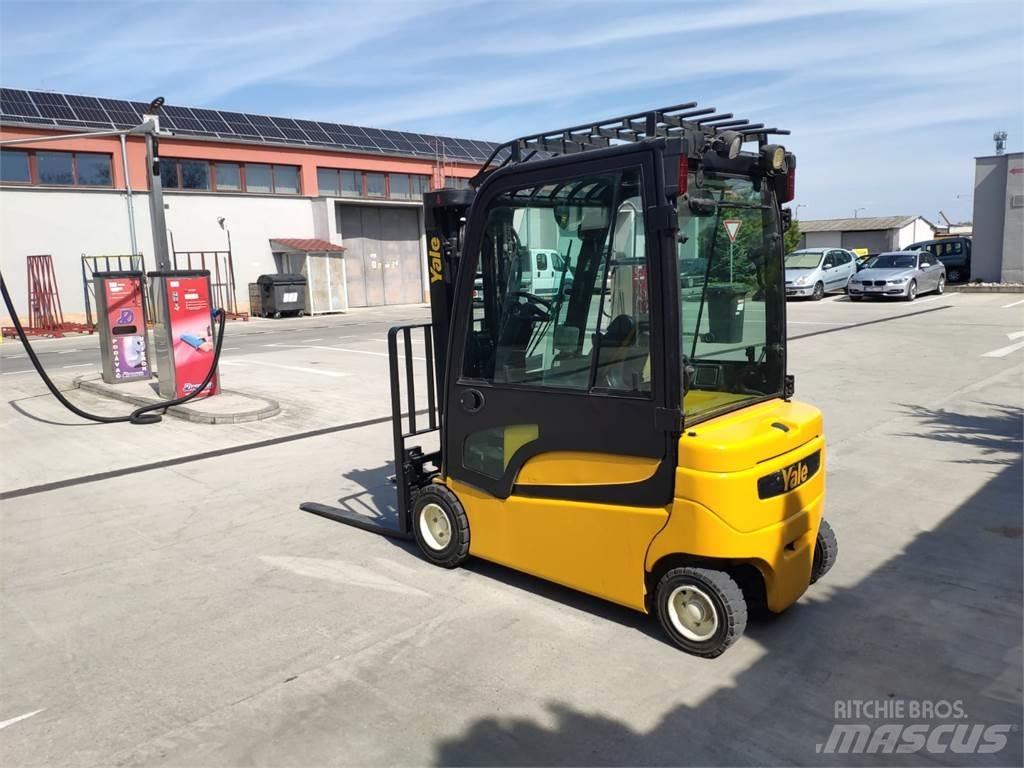 Yale ERP20VF Електрически вилични кари-повдигачи