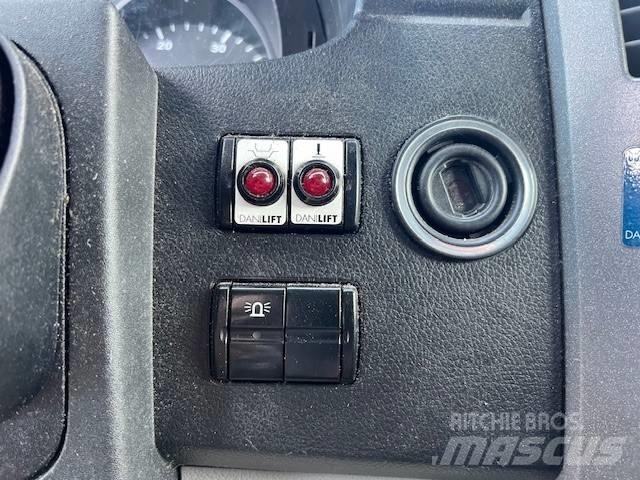 Palfinger P 130 V Моторизирани платформи с талига