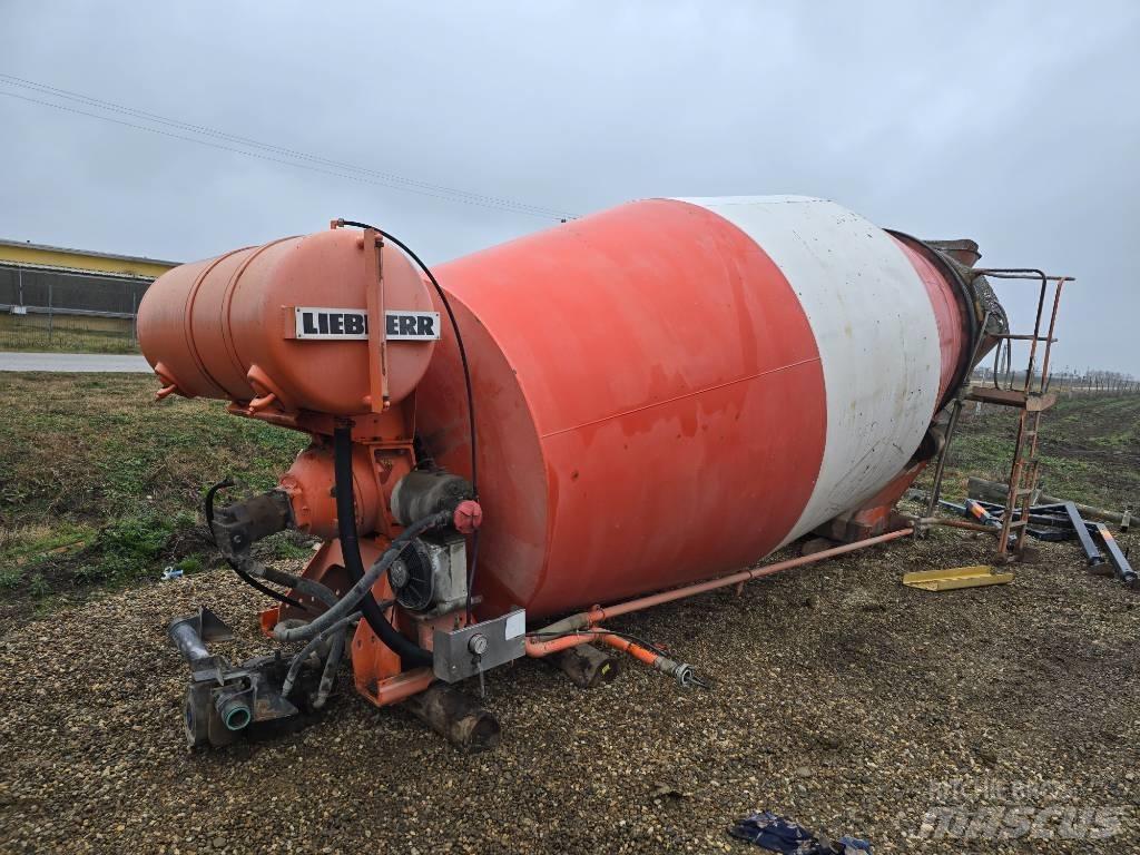 Liebherr MIXER Бетоно/варо бъркачки