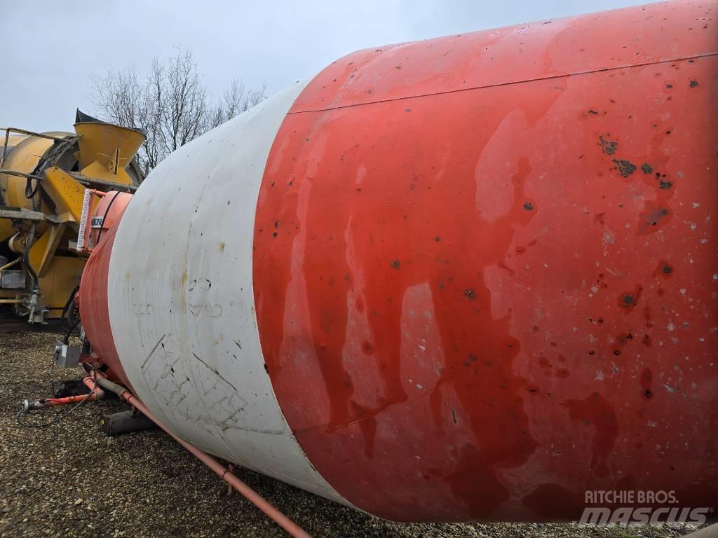 Liebherr MIXER Бетоно/варо бъркачки
