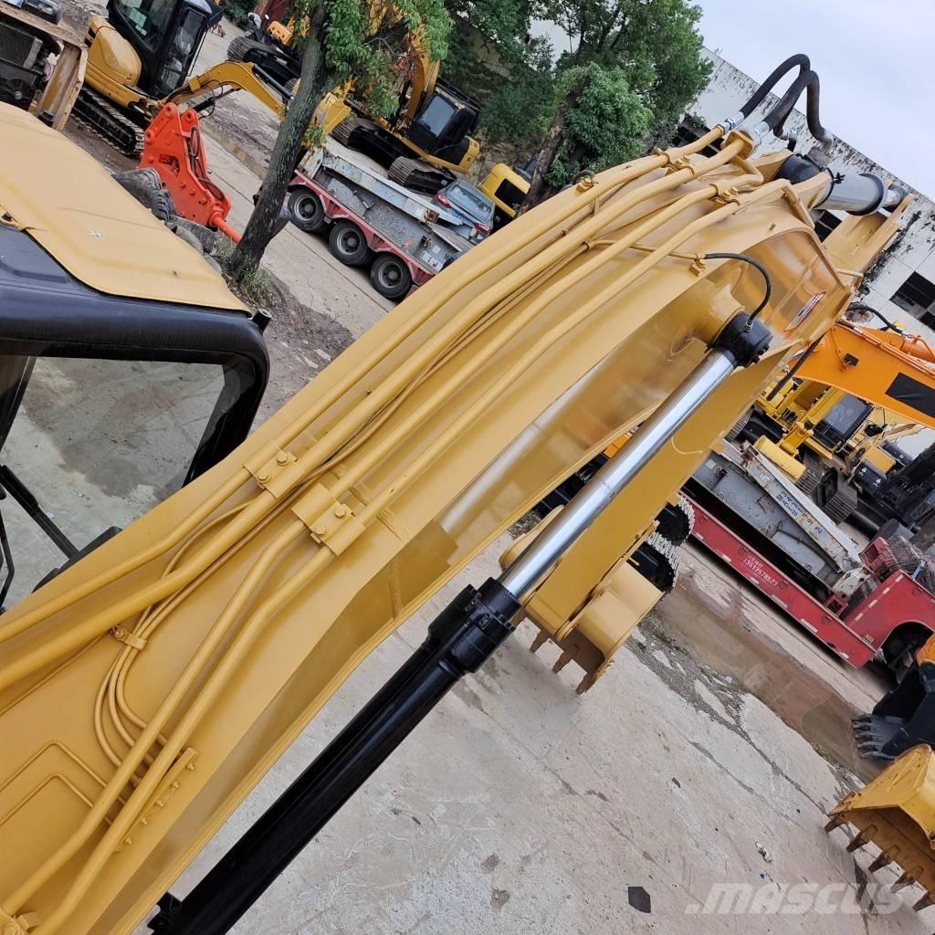 CAT 320 D Верижен екскаватор