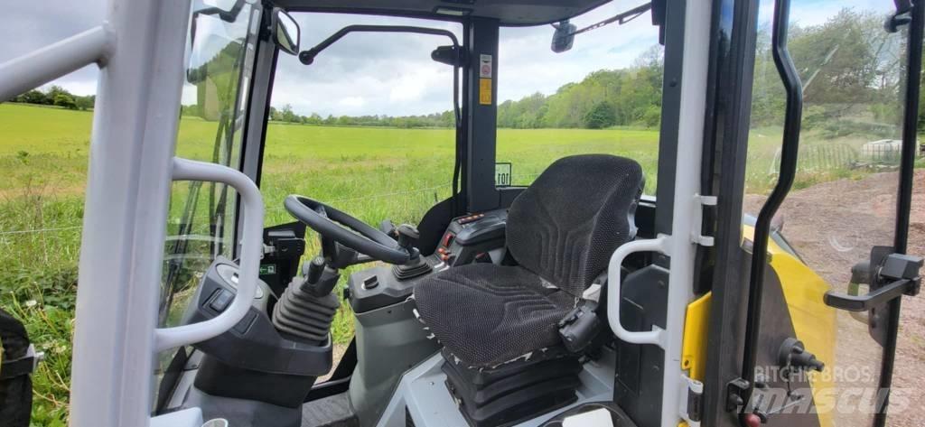 Wacker Neuson WL 28 Мини товарачи
