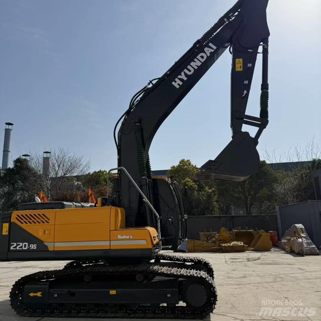 Hyundai R220-9S Верижен екскаватор