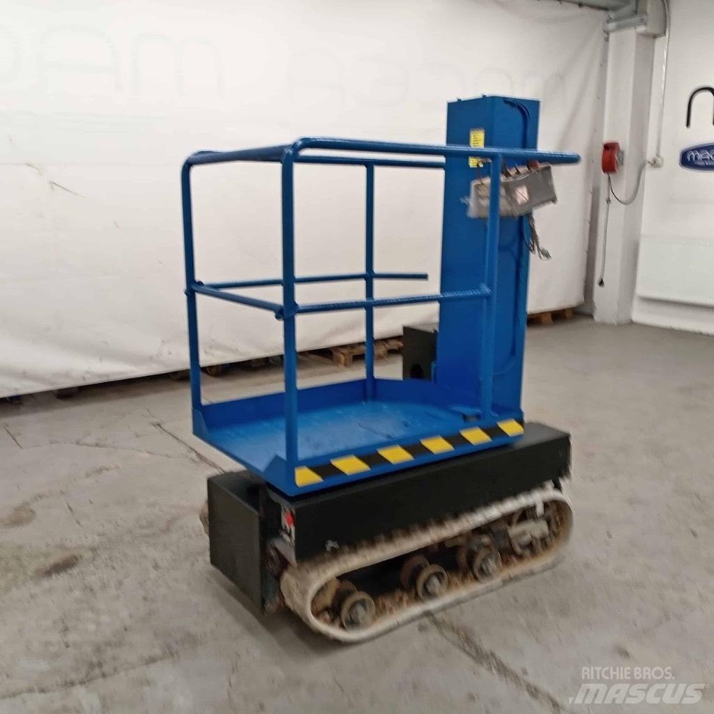 Aichi RM 04 B Телескопични повдигачи
